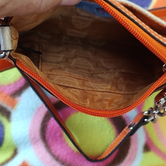 Kathy Van Zeeland Orange Vegan Leather Crossbody Bag EUC - Picture 6 of 7